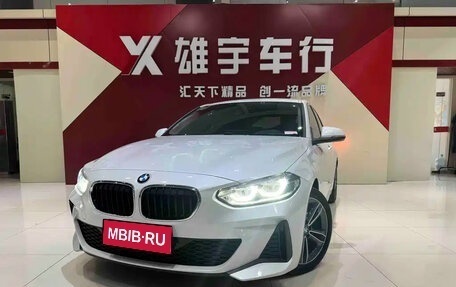 BMW 1 серия, 2022 год, 1 553 000 рублей, 1 фотография