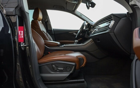 Audi Q8 I, 2018 год, 4 125 000 рублей, 32 фотография