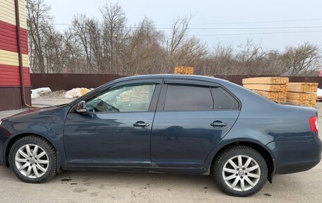 Volkswagen Jetta VI, 2009 год, 650 000 рублей, 2 фотография