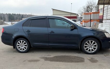 Volkswagen Jetta VI, 2009 год, 650 000 рублей, 3 фотография