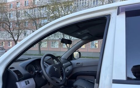 Mitsubishi L200 IV рестайлинг, 2012 год, 1 299 000 рублей, 15 фотография