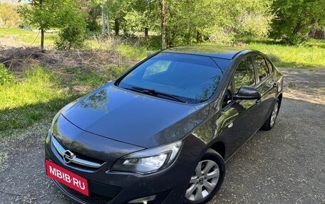 Opel Astra J, 2014 год, 689 000 рублей, 4 фотография
