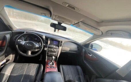 Infiniti QX70, 2016 год, 2 380 000 рублей, 6 фотография