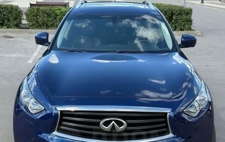 Infiniti QX70, 2016 год, 2 380 000 рублей, 2 фотография