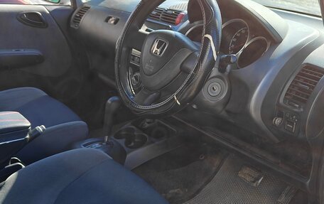 Honda Fit III, 2004 год, 350 000 рублей, 7 фотография