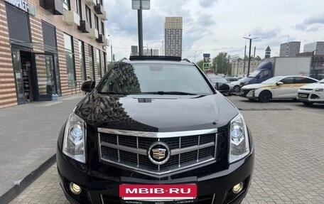 Cadillac SRX II рестайлинг, 2011 год, 1 385 000 рублей, 3 фотография
