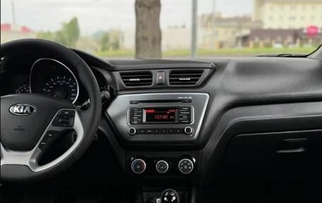 KIA Rio III рестайлинг, 2015 год, 1 380 000 рублей, 15 фотография