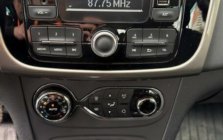 Renault Sandero II рестайлинг, 2019 год, 1 265 000 рублей, 15 фотография