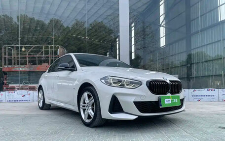 BMW 1 серия, 2022 год, 1 660 000 рублей, 3 фотография