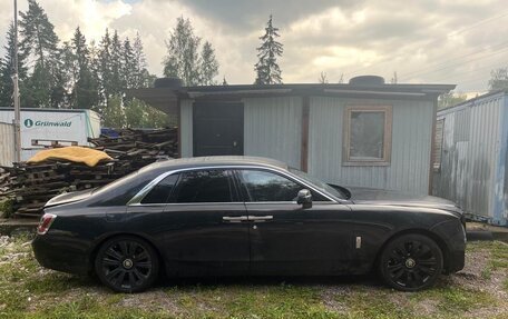 Rolls-Royce Ghost Series II рестайлинг, 2021 год, 18 000 000 рублей, 26 фотография