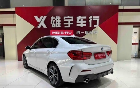 BMW 1 серия, 2022 год, 1 553 000 рублей, 4 фотография