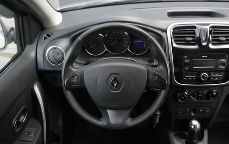 Renault Sandero II рестайлинг, 2017 год, 980 000 рублей, 12 фотография