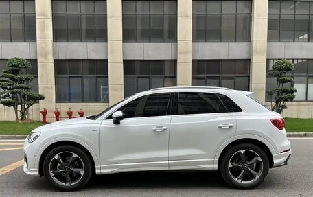 Audi Q3, 2022 год, 1 900 000 рублей, 7 фотография