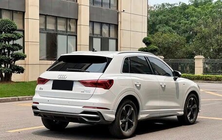 Audi Q3, 2022 год, 1 900 000 рублей, 4 фотография