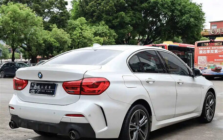 BMW 1 серия, 2022 год, 1 570 000 рублей, 4 фотография