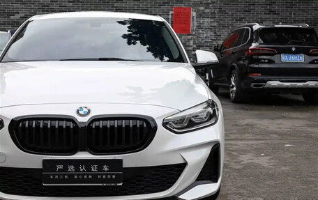 BMW 1 серия, 2022 год, 1 570 000 рублей, 16 фотография