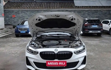 BMW 1 серия, 2022 год, 1 570 000 рублей, 18 фотография