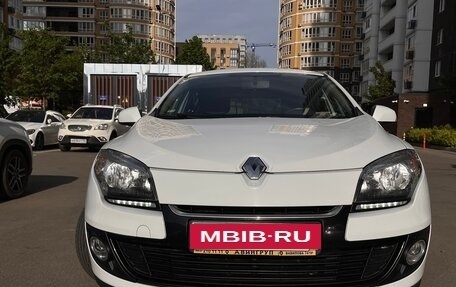 Renault Megane III, 2012 год, 799 000 рублей, 2 фотография