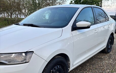 Skoda Rapid I, 2018 год, 880 000 рублей, 2 фотография