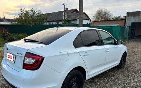 Skoda Rapid I, 2018 год, 880 000 рублей, 3 фотография