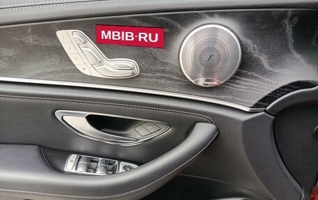 Mercedes-Benz E-Класс, 2019 год, 3 570 000 рублей, 25 фотография