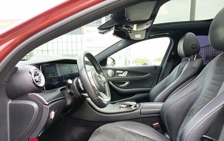 Mercedes-Benz E-Класс, 2019 год, 3 570 000 рублей, 20 фотография