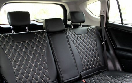 Toyota RAV4, 2018 год, 2 995 000 рублей, 10 фотография