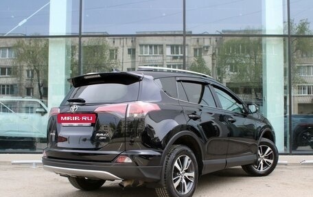Toyota RAV4, 2018 год, 2 995 000 рублей, 5 фотография