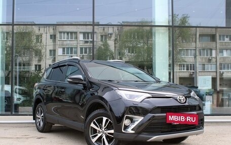 Toyota RAV4, 2018 год, 2 995 000 рублей, 3 фотография