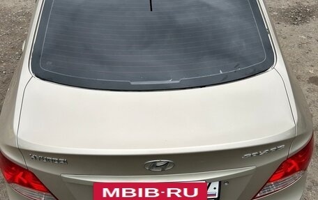 Hyundai Solaris II рестайлинг, 2011 год, 860 000 рублей, 8 фотография