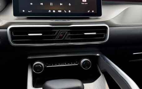Geely Coolray I, 2023 год, 2 100 000 рублей, 18 фотография