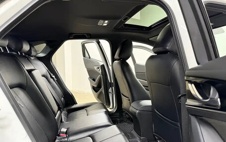 Mazda CX-4, 2023 год, 1 900 000 рублей, 12 фотография