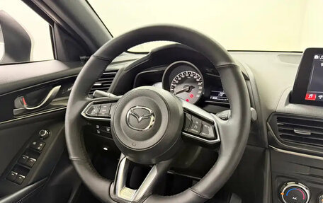 Mazda CX-4, 2023 год, 1 900 000 рублей, 8 фотография