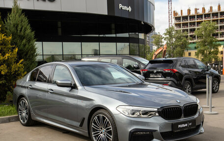 BMW 5 серия, 2019 год, 4 678 000 рублей, 2 фотография