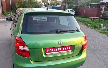 Skoda Fabia II, 2011 год, 550 000 рублей, 4 фотография