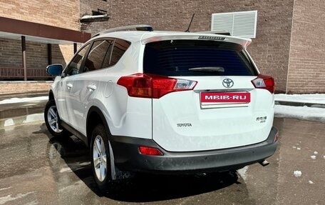 Toyota RAV4, 2013 год, 1 950 000 рублей, 3 фотография