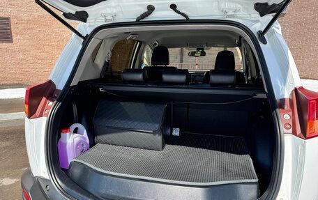 Toyota RAV4, 2013 год, 1 950 000 рублей, 15 фотография