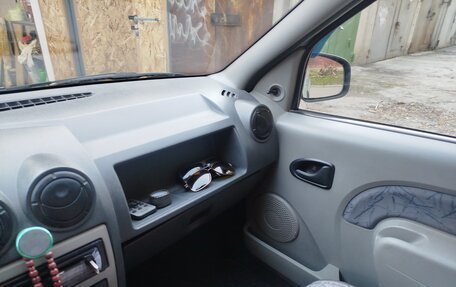 Renault Logan I, 2006 год, 330 000 рублей, 8 фотография