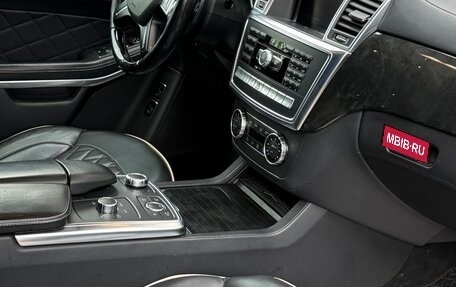 Mercedes-Benz GL-Класс, 2014 год, 2 300 000 рублей, 2 фотография