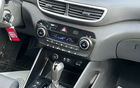 Hyundai Tucson III, 2019 год, 2 400 000 рублей, 14 фотография
