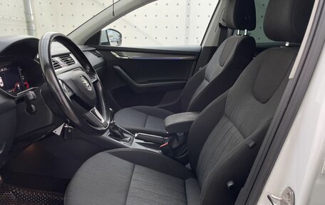 Skoda Octavia, 2020 год, 2 400 000 рублей, 11 фотография