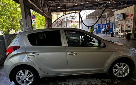 Hyundai i20 IB рестайлинг, 2010 год, 630 000 рублей, 2 фотография