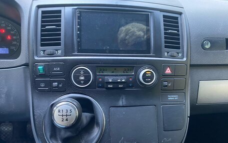 Volkswagen Multivan T5, 2004 год, 1 690 000 рублей, 6 фотография