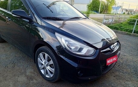 Hyundai Solaris II рестайлинг, 2012 год, 670 000 рублей, 6 фотография