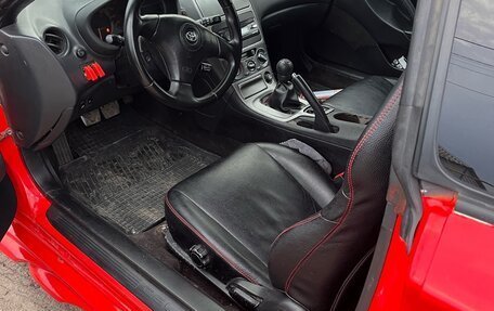 Toyota Celica VII рестайлинг, 2003 год, 1 000 000 рублей, 8 фотография