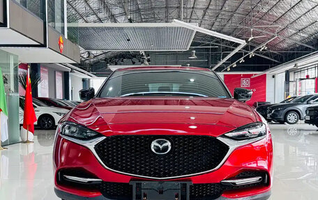 Mazda CX-4, 2022 год, 2 035 000 рублей, 2 фотография