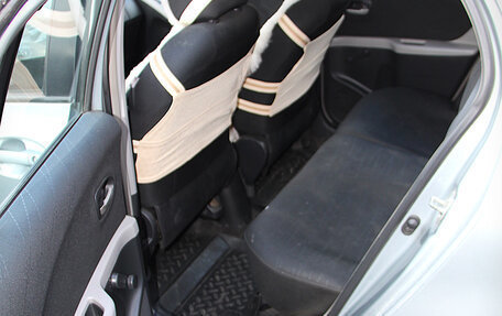 Toyota Yaris III рестайлинг, 2008 год, 605 000 рублей, 10 фотография