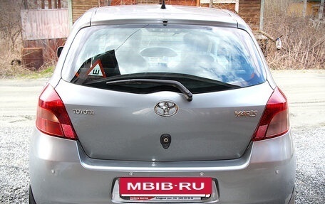 Toyota Yaris III рестайлинг, 2008 год, 605 000 рублей, 6 фотография
