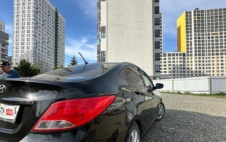 Hyundai Solaris II рестайлинг, 2016 год, 800 000 рублей, 5 фотография