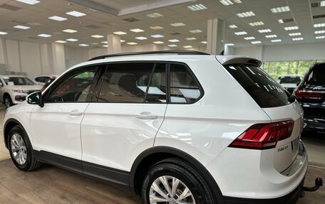 Volkswagen Tiguan II, 2019 год, 2 650 000 рублей, 5 фотография